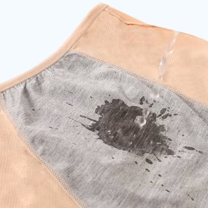 DryWear™ | Farvel til lækager – uanset om det er blod eller urin